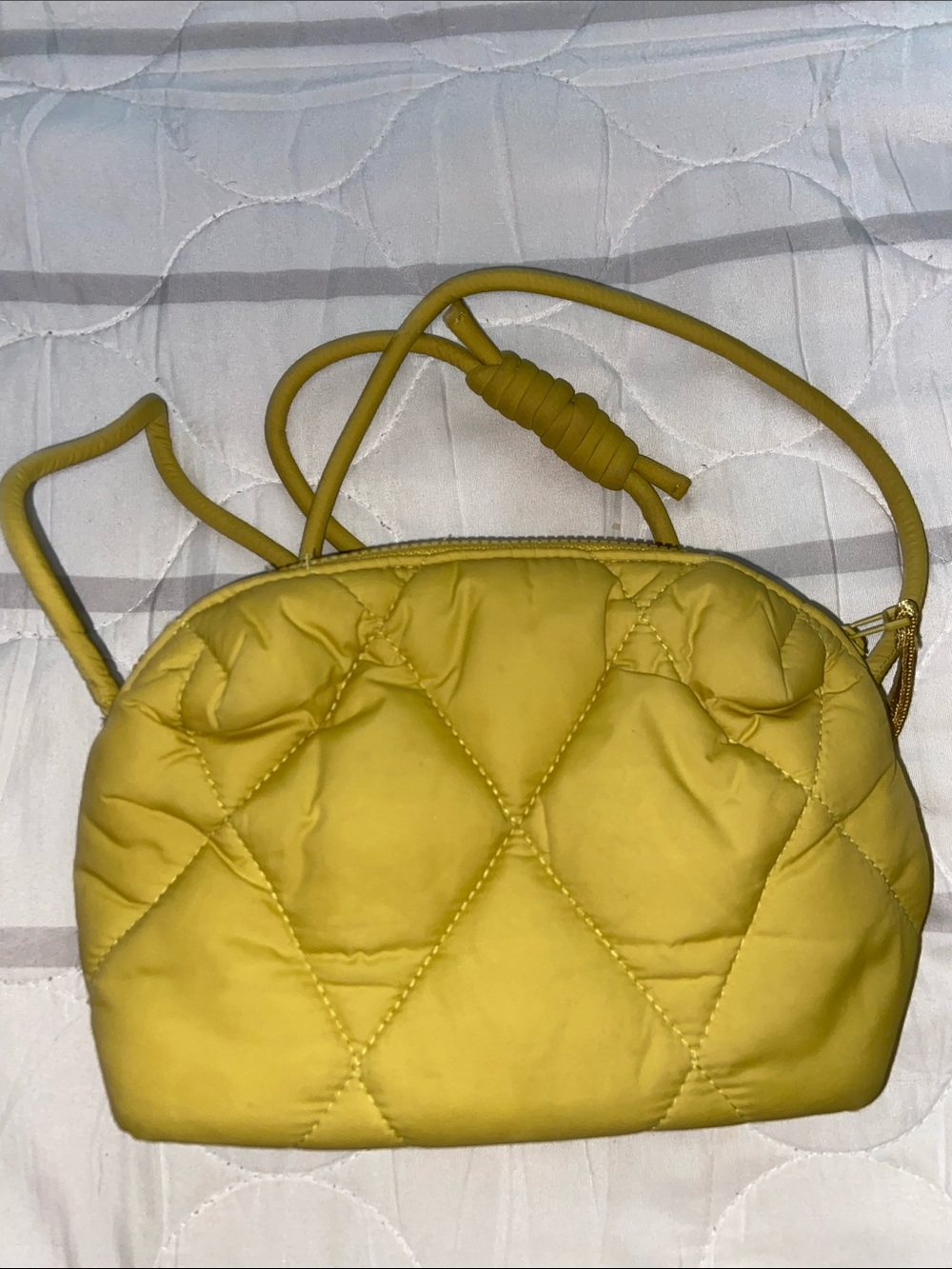 CHARTREUSE BLAKE CROSSBODY BAG Vera Bradley Quilted MINI BAG